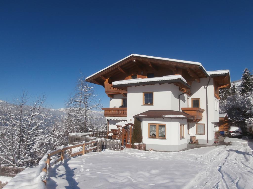 Landhaus Claudia Apartment Zell am Ziller Room photo